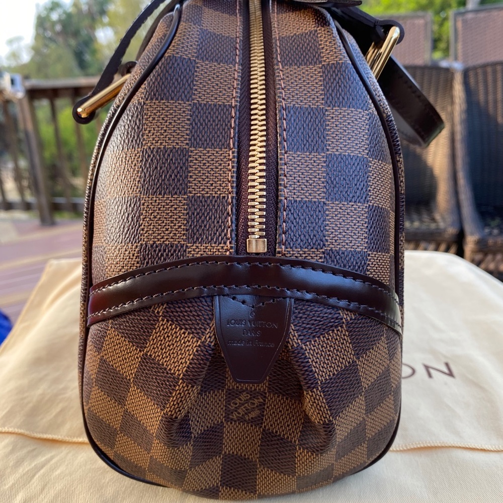 Louis Vuitton Rivington - Picture 6 of 12